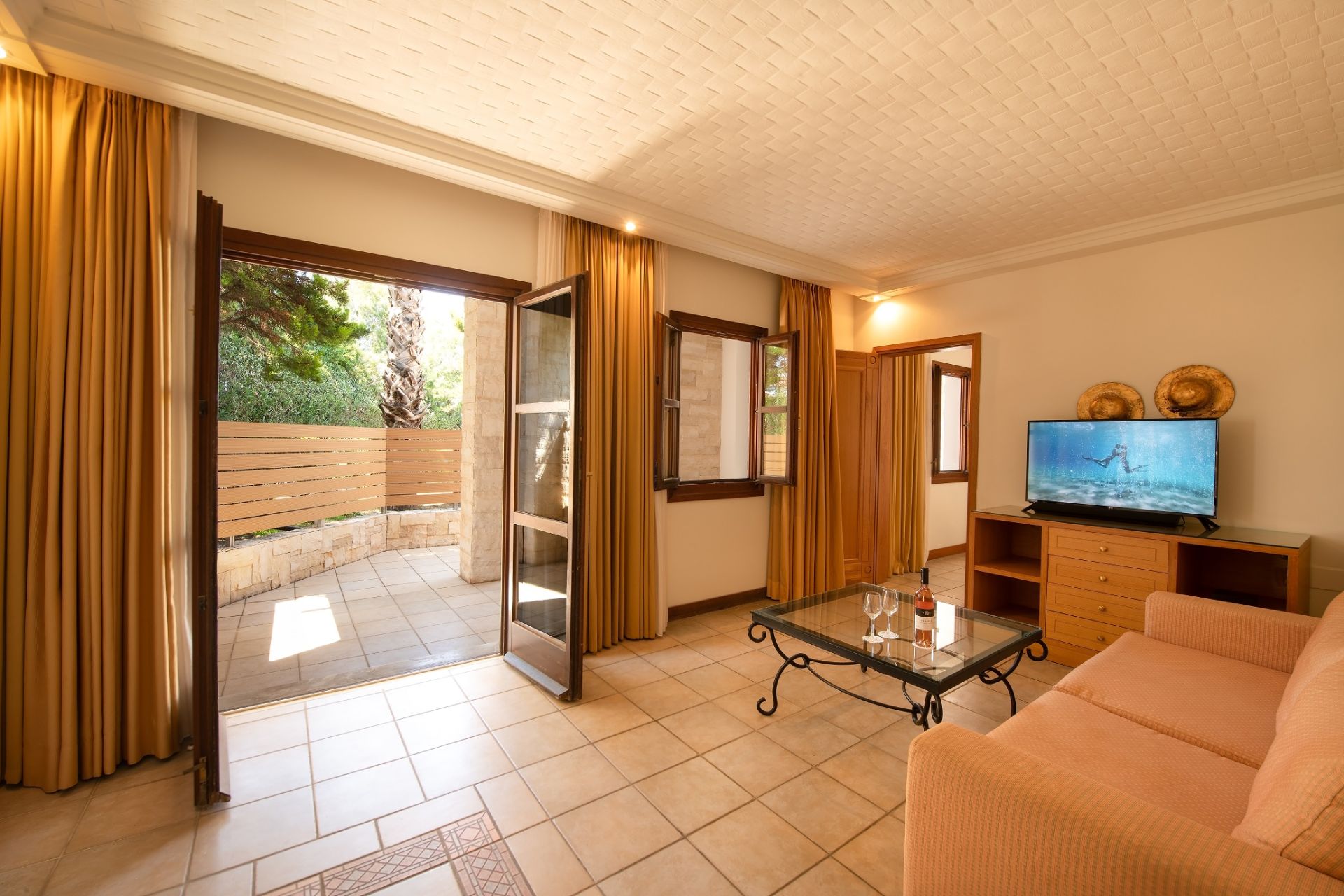 Suite Sea Front Private Pool